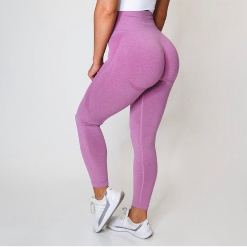 NVGTN Pastel Pink Seamless Leggings